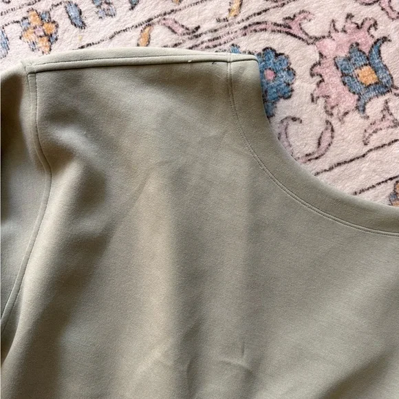 lululemon athletica Sage Green Twist-back Crew Sweatshirt - Picture 3 of 5